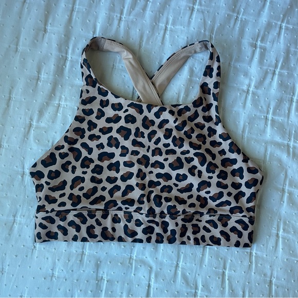 Fabletics Other - Fabletics Leopard Print “No-Bounce SculptKnit Bra” Size Medium